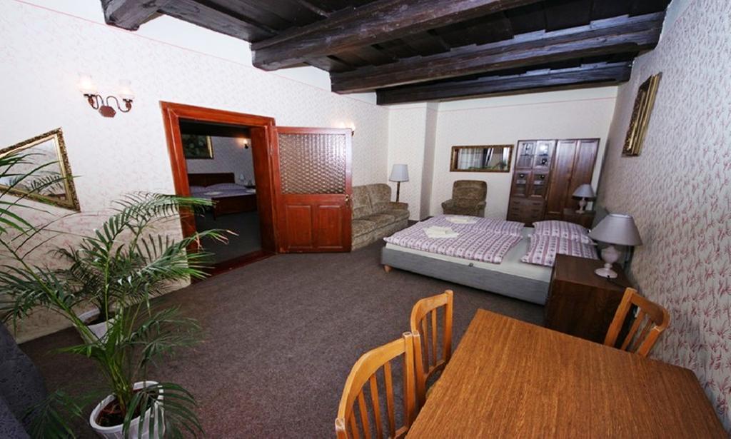 Mini Hotel Abraka & Apartments Чески-Крумлов Экстерьер фото